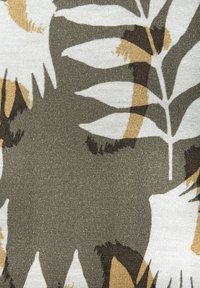 Thumbnail Image 5