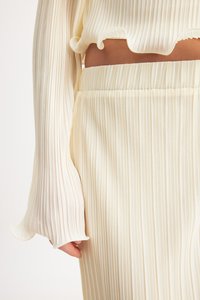 NA-KD PLISSE FLOUNCE DETAIL MAXI SKIRT - Dolgo krilo - beige