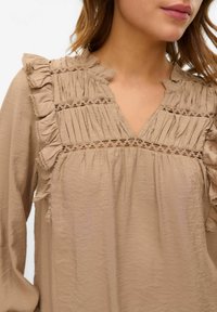 Vero Moda VMELSIE - Blus - silver mink
