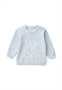 Helles blaues gestricktes Baby-Pullover mit gerippten Bündchen, Halsausschnitt und Saum, der auf der Vorderseite mit einem weißen Umriss eines Hasen und Knöpfen an einer Schulter versehen ist.