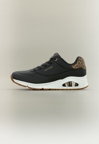 Неизбран, black durabuck/leopard