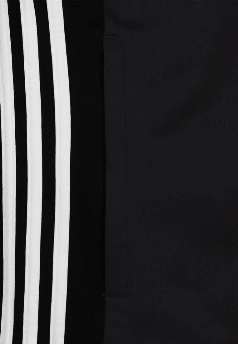 Regista 18 Trainingsjacke · grün · Kinder » adidas® | INTERSPORT