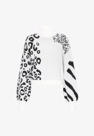Skraćeni pulover s visokim ovratnikom u bijelom pahuljastom pletenju, s crnim uzorcima leoparda i zebre, balon rukavima i rebrastim manžetama.