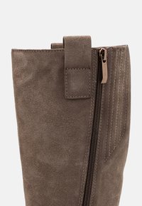 Tamaris Botas - taupe