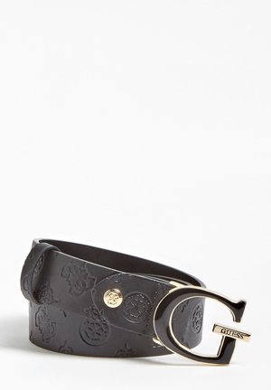 Ceinture en cuir noir embossée de logos avec une grande boucle dorée en forme de G gravée GUESS.