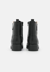 Anna Field Wide Fit Botins de atacadores - black