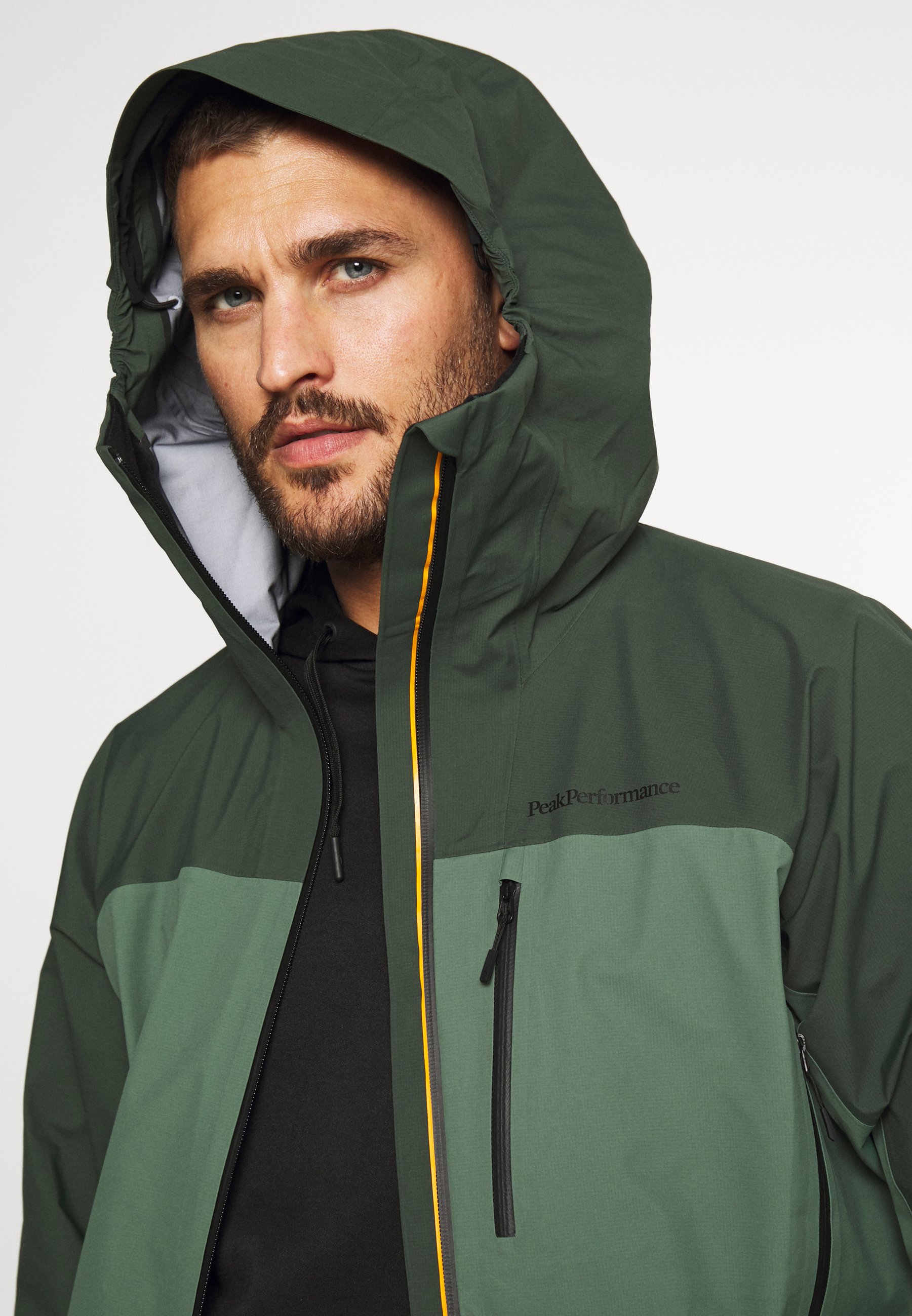 Peak Performance VISLIGHT JACKET Hardshell jacket alpine Kjøp Peak Performance Alpine Jacket | Outdoorexperten NO
