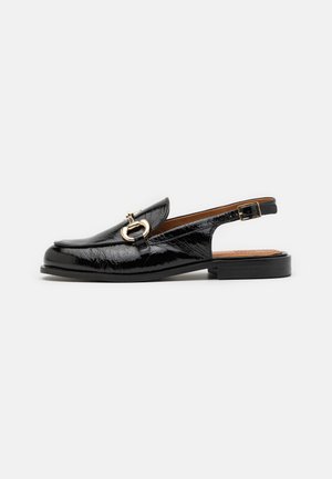 Loafers - black