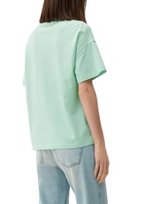 s.Oliver MIT FRONTPRINT - T-shirt print - minze