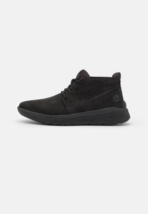 Timberland BRADSTREET ULTRA CHUKKA - Magas szárú sneakerek - black