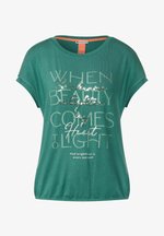 STREET-ONE Flower Partprint Shirt für Damen in Grün | STREET-ONE STREET-ONE Flower Partprint Shirt für Damen in Grün | STREET-ONE
