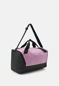 Nike Performance BRASILIA S 41L UNISEX  - Saco de desporto - orchid/black/dark beetroot