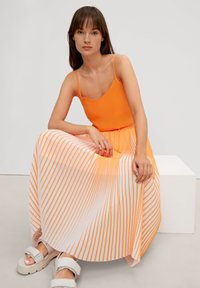 comma casual identity MIT SPAGHETTITRÄGERN - Top - orange