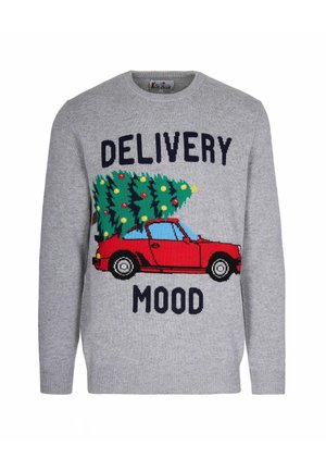 Maglione grigio a maglia con una macchina rossa che trasporta un albero di Natale, la scritta "DELIVERY MOOD" e decorazioni colorate sull'albero.