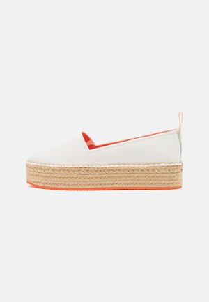 FLATFORM ESPADRILLE SOFT  - Loafers - white