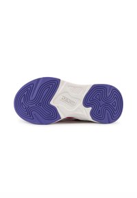 Semelle de chaussure de sport avec un motif en vagues ; semelle violette en caoutchouc, intercalaire blanc avec des accents texturés, et la marque "Wanchi" visible.