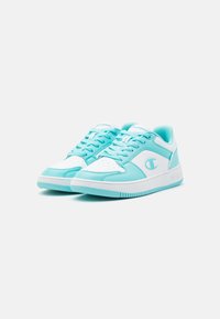 Champion RD18 UNISEX - Zapatillas - light blue/white