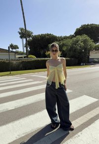 Bershka - STRAPPY  - Top - yellow Miniatuurafbeelding 1