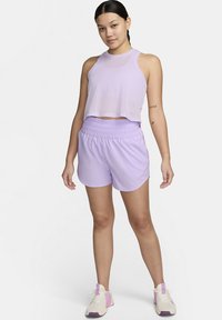 Nike Performance ONE - Pantalón corto de deporte - lilac bloom