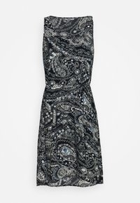 Robe sans manches noire avec des motifs paisley et floraux blancs et bleus, taille cintrée et ourlet au genou.