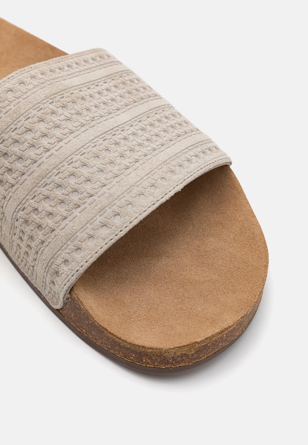 ADILETTE UNISEX - Mules - beige4