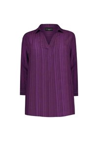 Blusa viola con colletto a V, maniche a tre quarti e motivo a righe verticali. Tessuto leggero con una vestibilità rilassata.