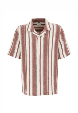 Camicetta a maniche corte con righe verticali rosse e bianche, tessuto testurizzato, colletto liscio e chiusura frontale con bottoni.