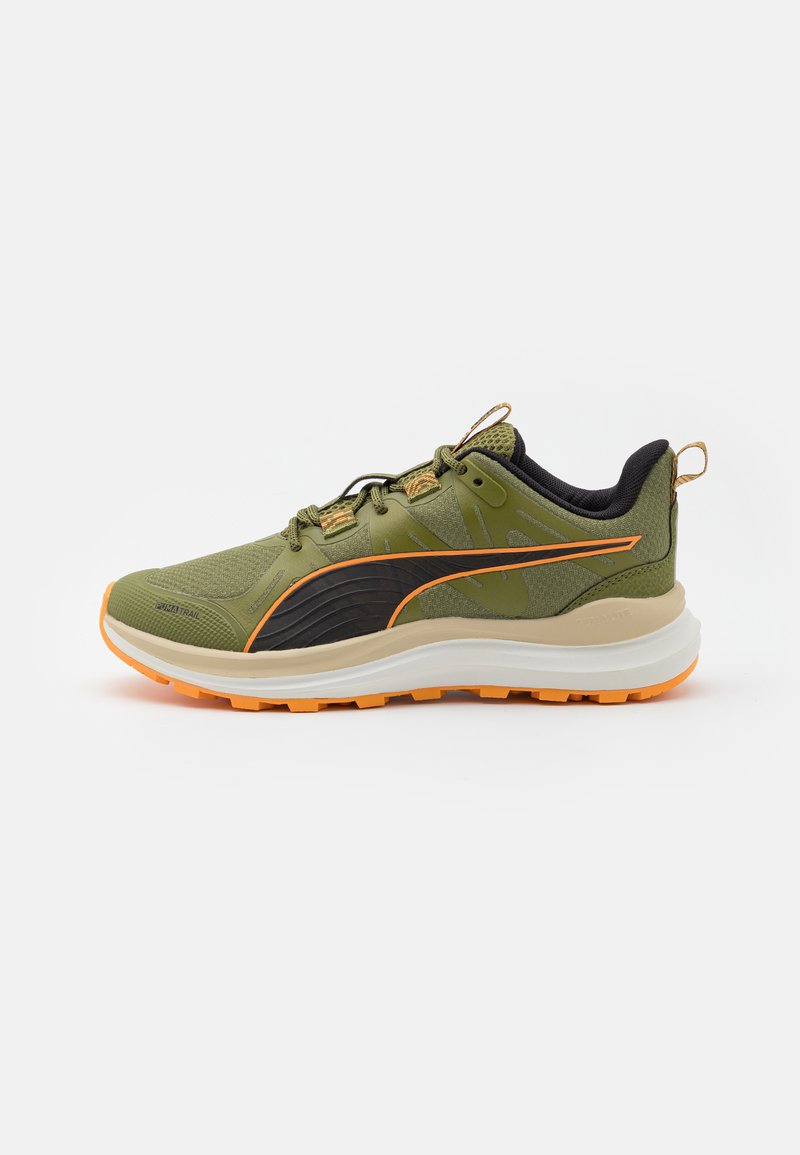 Puma - REFLECT LITE TRAIL UNISEX - Trail running shoes - olive green/putty/clementine, Enlarge