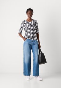 Marc Cain T-shirt print - offwhite
