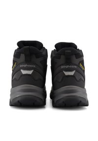 Svarta vandringsskor med en robust design, som har textilmateriale, förstärkt häl och en grå gummisula för bra grepp.