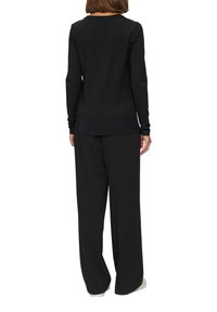 s.Oliver Langarmshirt - schwarz