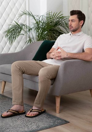 CINNEA Slippers - natur