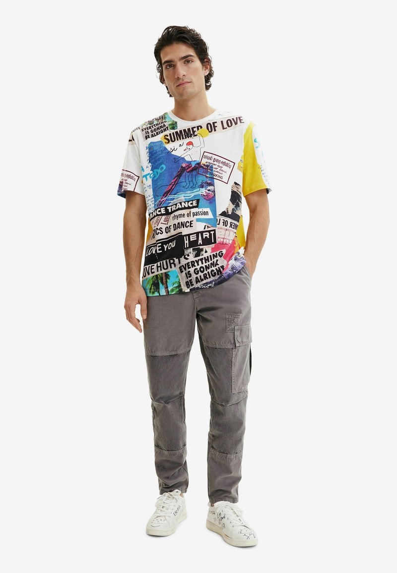 Desigual T-shirt z nadrukiem - Zdjęcie 2