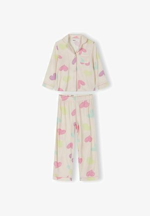 Vaikiškas dviejų dalių pižamos komplektas su ilgomis rankovėmis ir kelnėmis, pagamintas iš šviesiai smėlio spalvos audinio su rožinės, violetinės, mėlynos ir žalios širdelių raštais.
