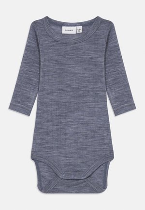 Name it NBMWANG NEEDLE BABY SOLID - Body - folkstone gray