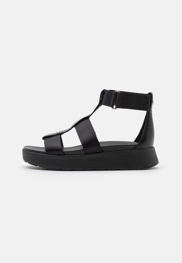 EEBA - Sandales à plateforme - black