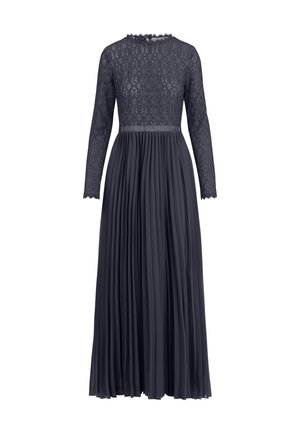 Abito lungo a maniche lunghe blu navy con corpetto in pizzo con motivo a rombi, gonna plissettata e scollatura a scallop con una vita in raso.