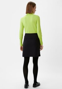 comma casual identity Maglione - limettengrün