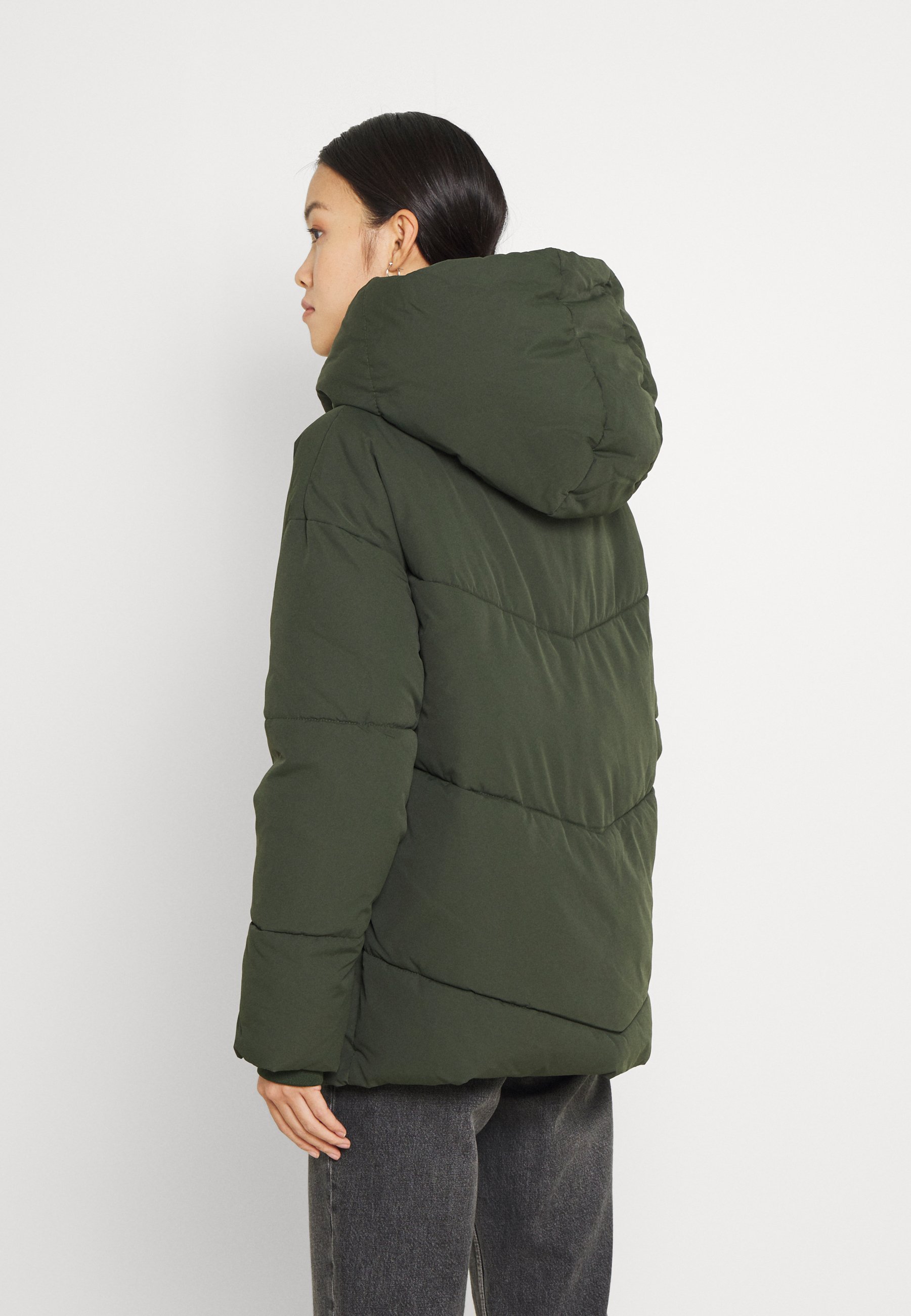 noisy may parka