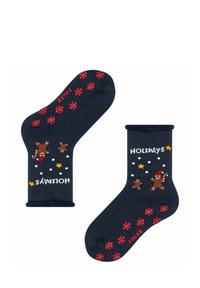 Dunkelblaue Weihnachtssocken mit roten Schneeflockenmustern. Mit Lebkuchenfiguren und dem Text "HOLIDAY's" in Weiß. Weiche Stricktextur.