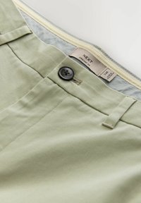 Non sélectionné, sage green