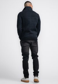 Petrol Industries Strickpullover - sky captain