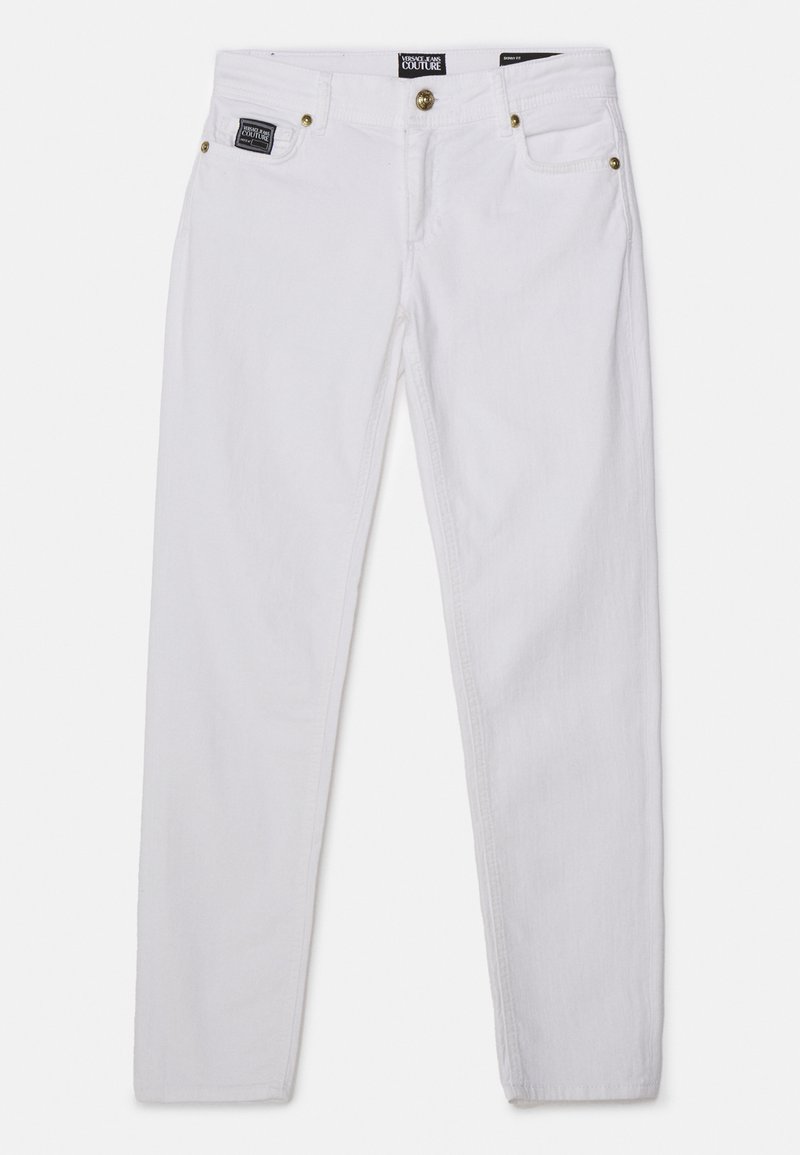 Witte denim broeken met een rechte snit. Goudkleurige hardware, waaronder klinknagels en een knop. Label op de voorkant van de zak. Gladde, gestructureerde afwerking.