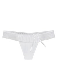 Perizoma bianco con un bordo di pizzo plissettato lungo il margine superiore, dotato di un fiocco di raso al centro frontale e un corpo in tessuto liscio e trasparente.