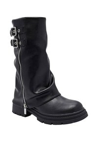 Botte en cuir noir avec un design décontracté, dotée d'une fermeture éclair sur le côté et de deux accents de boucle. Semelle épaisse et texturée offrant une durabilité accrue.