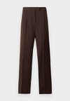 PLEATED TROUSER - Παντελόνι - rich brown