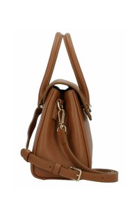 Borsa in pelle marrone con doppi manici superiori, tracolla regolabile e finitura testurizzata. Presenta dettagli in metallo dorato e una silhouette elegante.