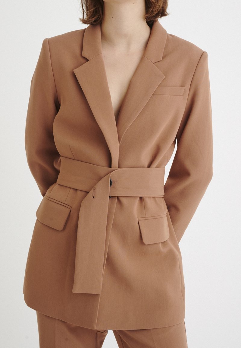 InWear Kort kappa / rock - light brown