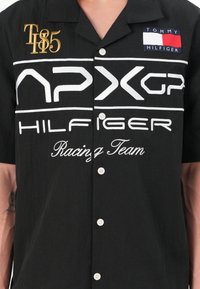 Tommy Hilfiger F1 MOVIE RACING SATIN SHIRT - Camisa - black