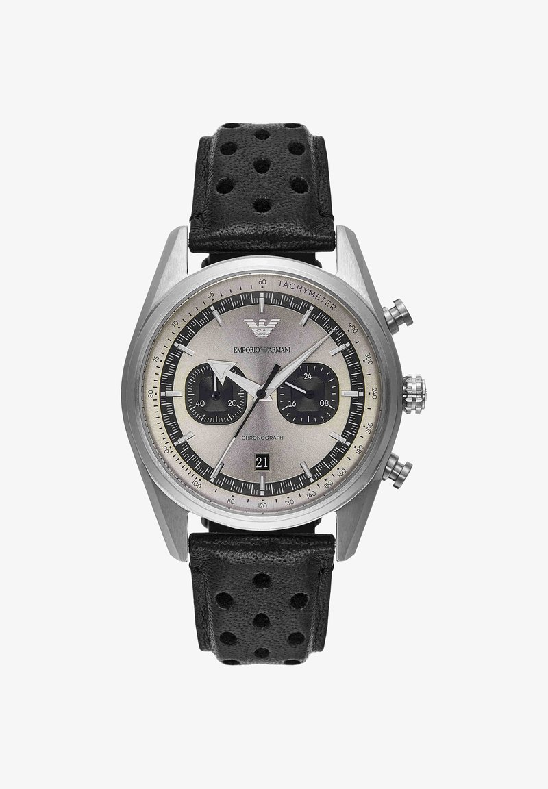 Montre-bracelet chronographe argentée Emporio Armani avec tachymètre, bracelet en cuir noir perforé, deux sous-cadrans et affichage de la date à 6 heures.